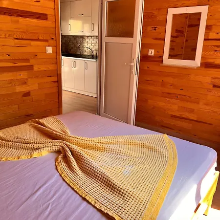 Parlak Evleri Aparthotel Adrasan