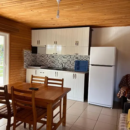 Parlak Evleri Adrasan