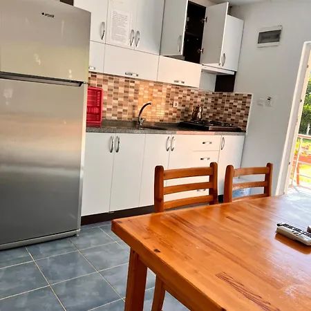 Parlak Evleri Aparthotel Adrasan