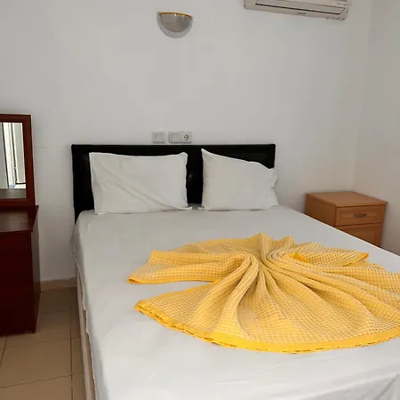 Parlak Evleri Aparthotel