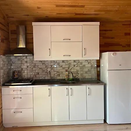 Parlak Evleri Aparthotel 4*