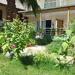 Aparthotel Parlak Evleri 4*